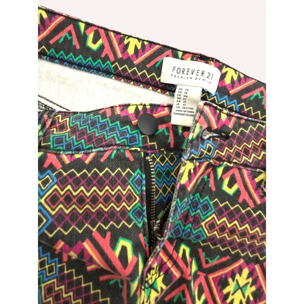 Forever 21 Denim Shorts 28‎ Black Multi Tribal Print Geometric Hipster Festival